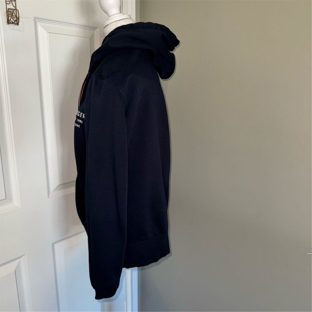 Tommy Hilfiger Women’s Hooded Zip-Up Logo Jacket Size L Deep Navy Blue Unisex - Picture 3 of 13
